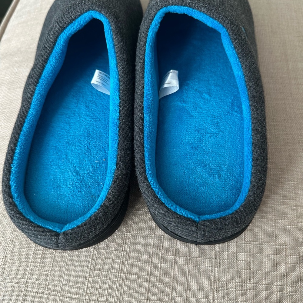 VeraCosy Men's Two-Tone Memory Foam Slippers, Durable Rubber Sole Size 9-10 - Picture 3 of 5